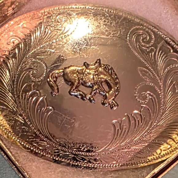 Vintage Metal Belt Buckle, Nice Horse Design, Saddle, Nice Western Design - Picture 1 of 5